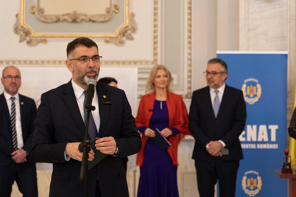 Timbrul, adevărat simbol de țară, promotor al colaborării loiale a puterilor statului